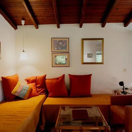 Casa Lucia White